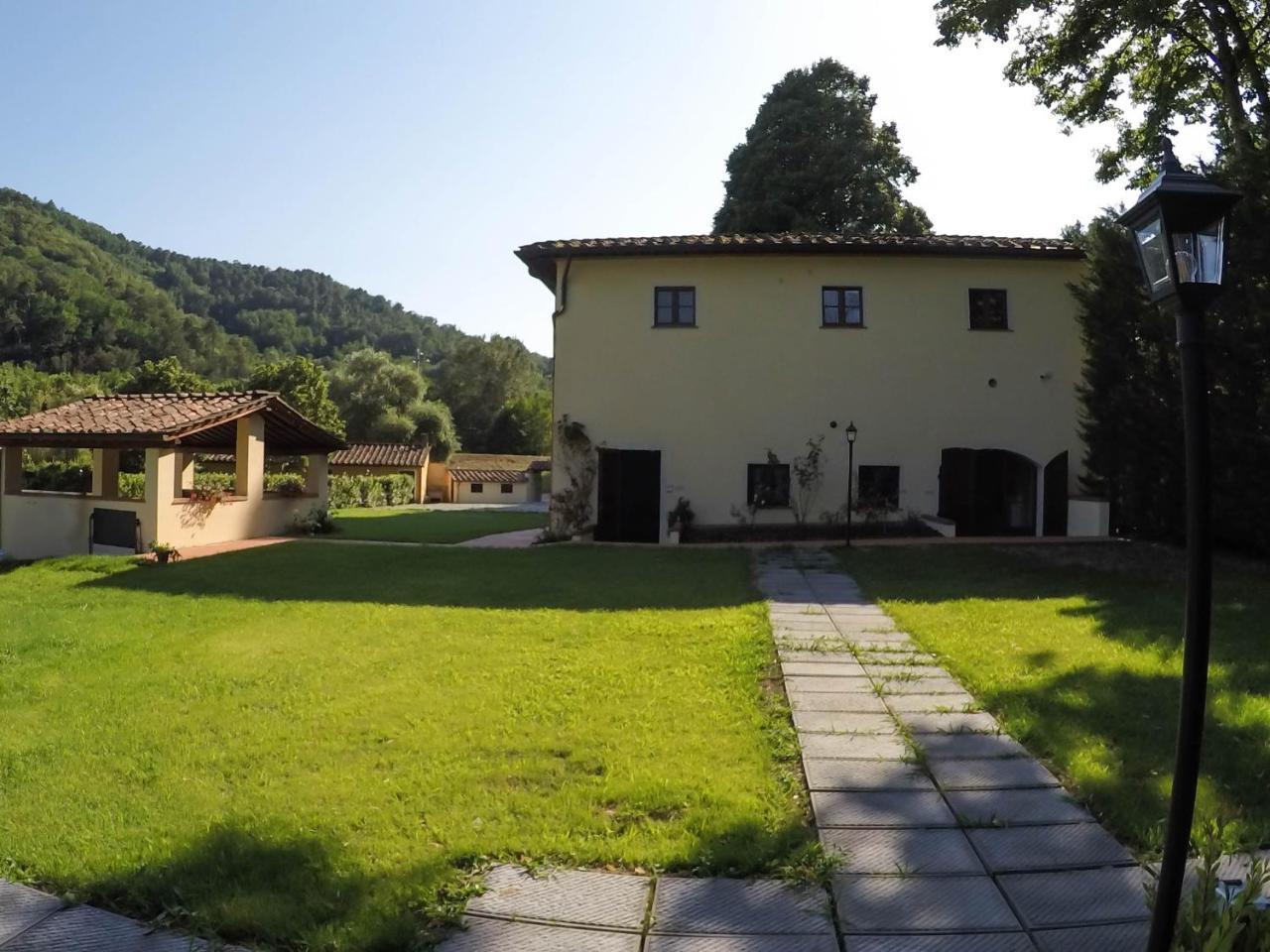 Casale La Fata -Tipico Toscano Immerso Nelle Colline Tra Lucca E Versilia, 6 Appartamenti Indipendenti Camaiore Kültér fotó