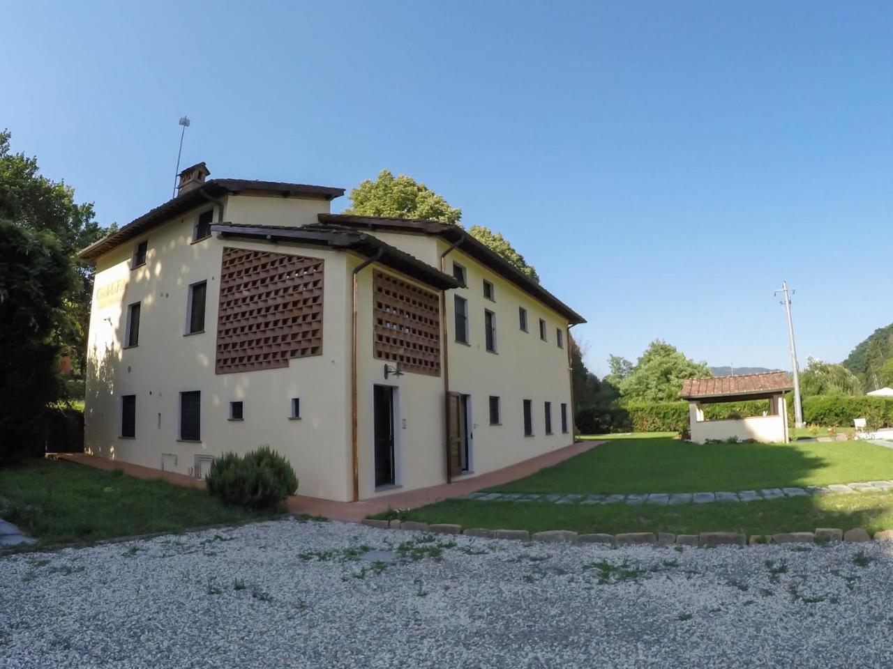 Casale La Fata -Tipico Toscano Immerso Nelle Colline Tra Lucca E Versilia, 6 Appartamenti Indipendenti Camaiore Kültér fotó