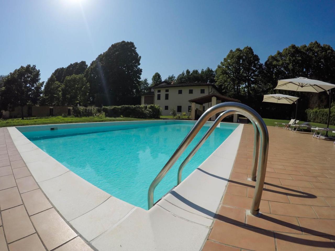 Casale La Fata -Tipico Toscano Immerso Nelle Colline Tra Lucca E Versilia, 6 Appartamenti Indipendenti Camaiore Kültér fotó