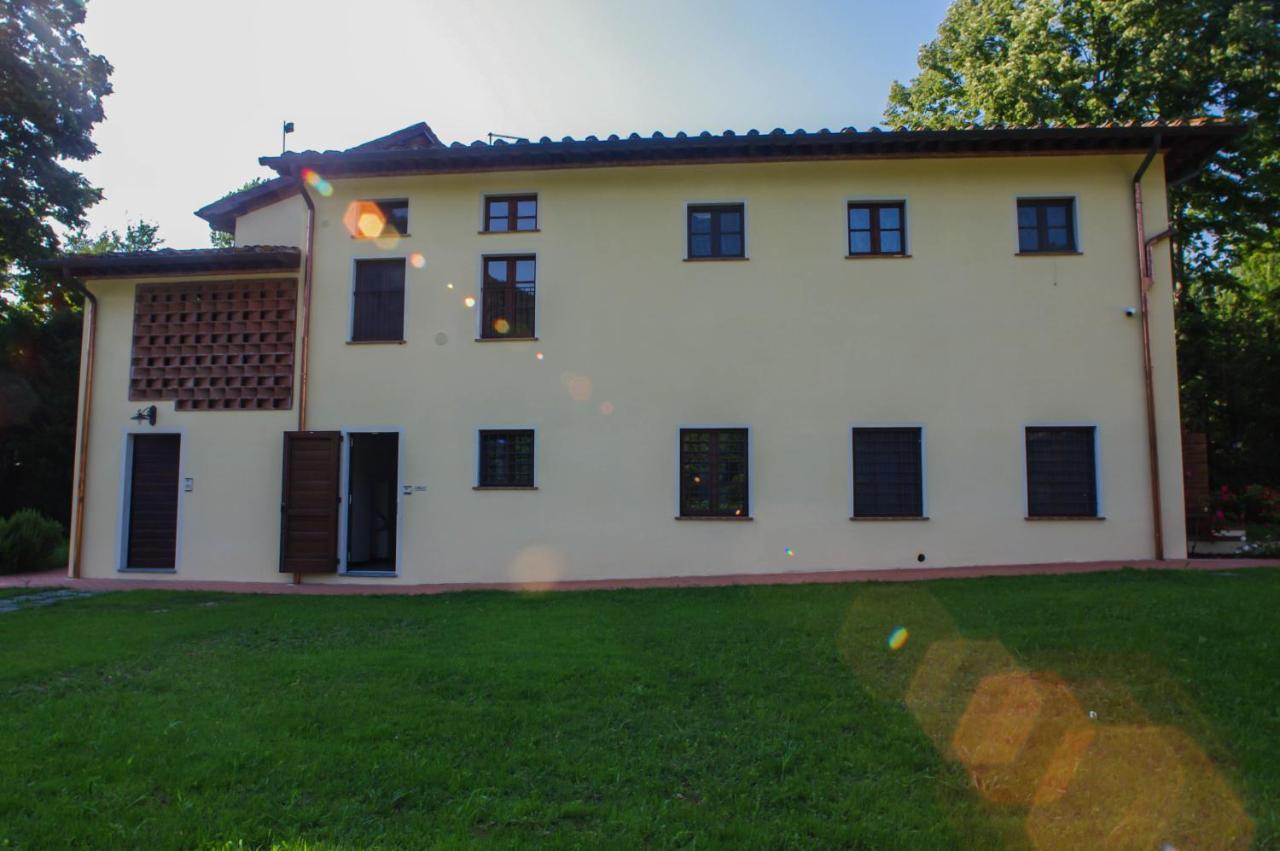 Casale La Fata -Tipico Toscano Immerso Nelle Colline Tra Lucca E Versilia, 6 Appartamenti Indipendenti Camaiore Kültér fotó